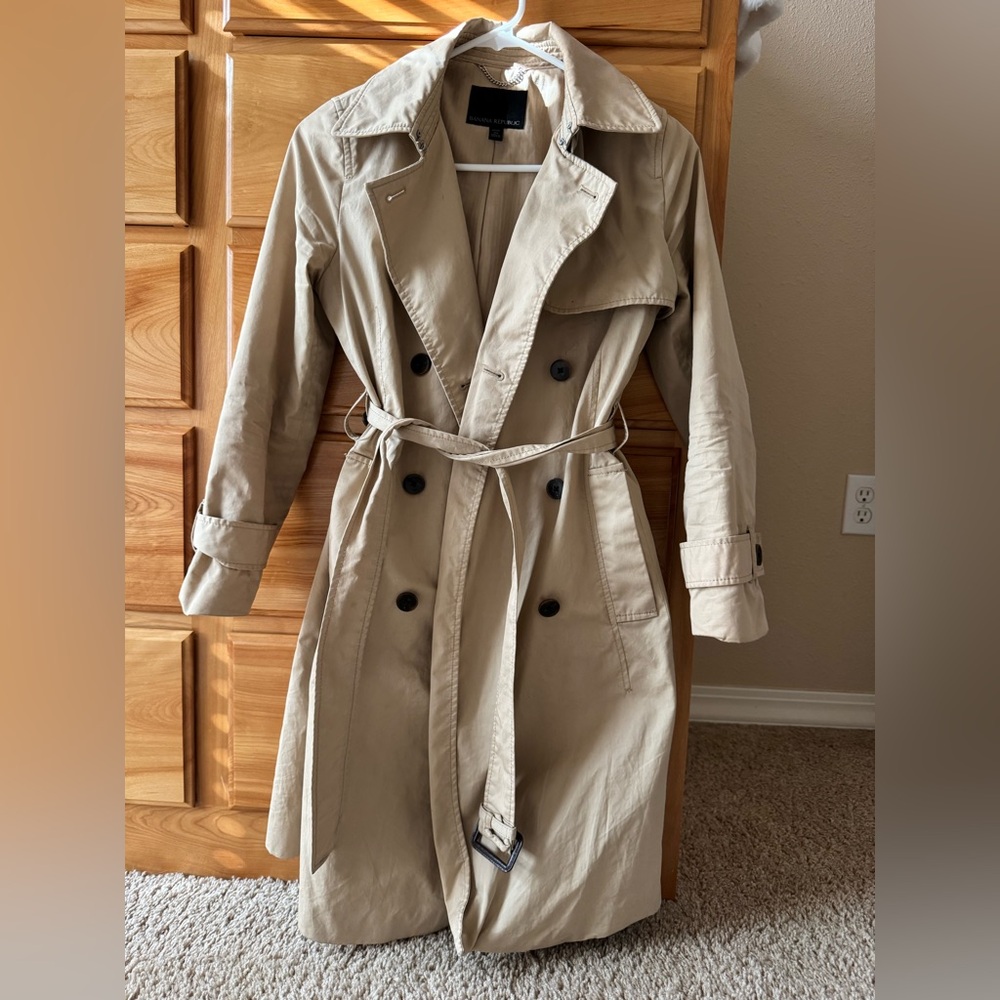 Banana Republic Essential Trench Coat